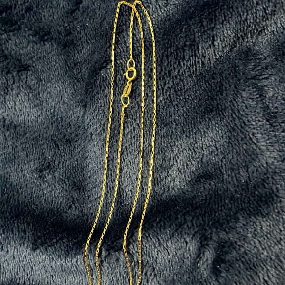 Solid 14K Italy Yellow Gold 18” Staple Chain Necklace 0.7 grams - Picture 3 of 5